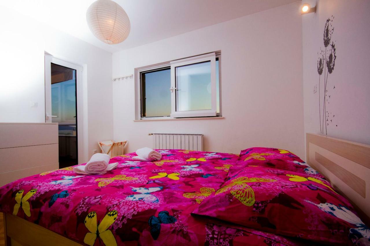 דירות שיבניק Apartman Roko מראה חיצוני תמונה