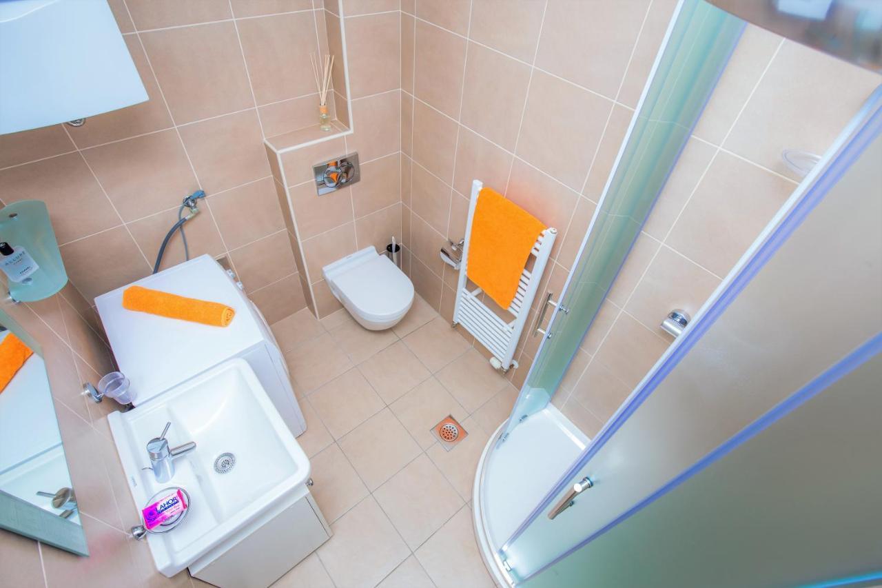 דירות שיבניק Apartman Roko מראה חיצוני תמונה